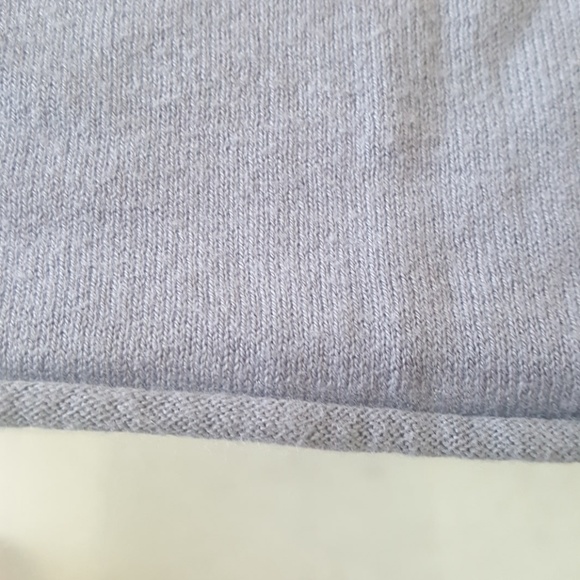 Banana Republic Stripped Sweater - Picture 5 of 6
